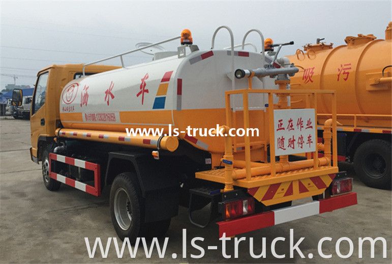 water tank truck 44